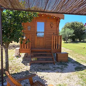 Roulotte En Bois Fuveau